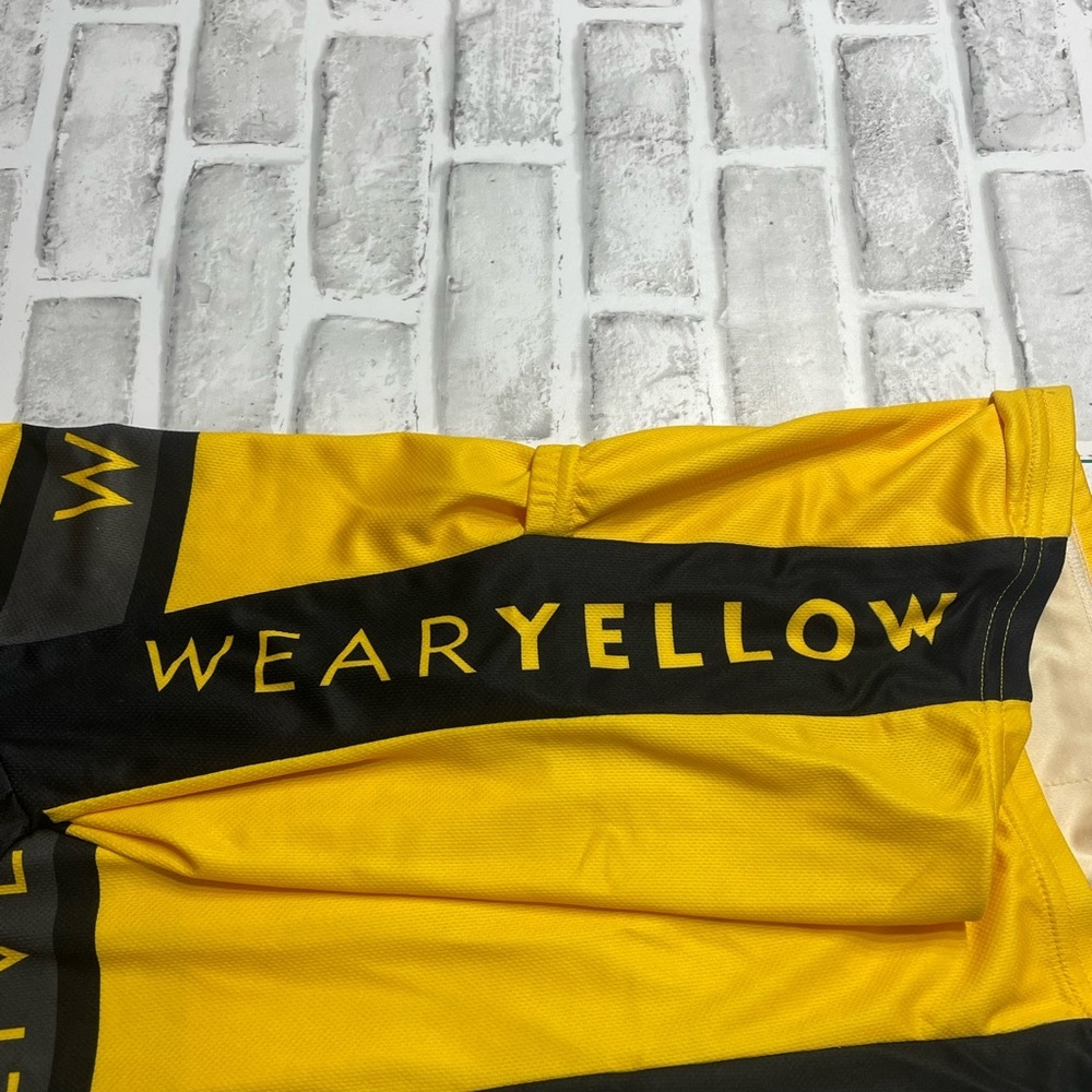 Nike Black and Yellow Cycling Jersey. Race Raglan. Womens M. “Live Strong”. Bike - Picture 4 of 12